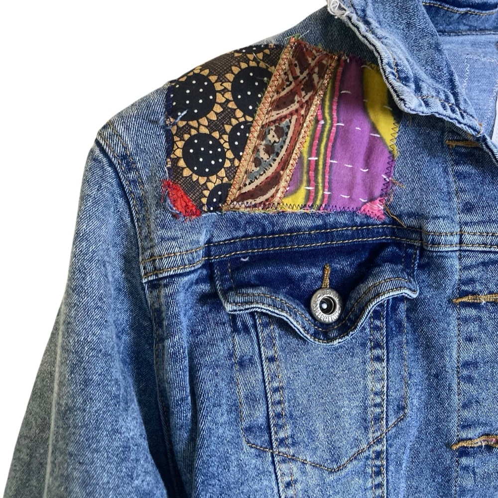 Upcycled Love Patch Denim Jacket Medium Unique NWT - image 7